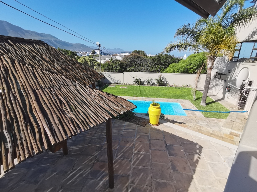 4 Bedroom Property for Sale in Vermont Western Cape